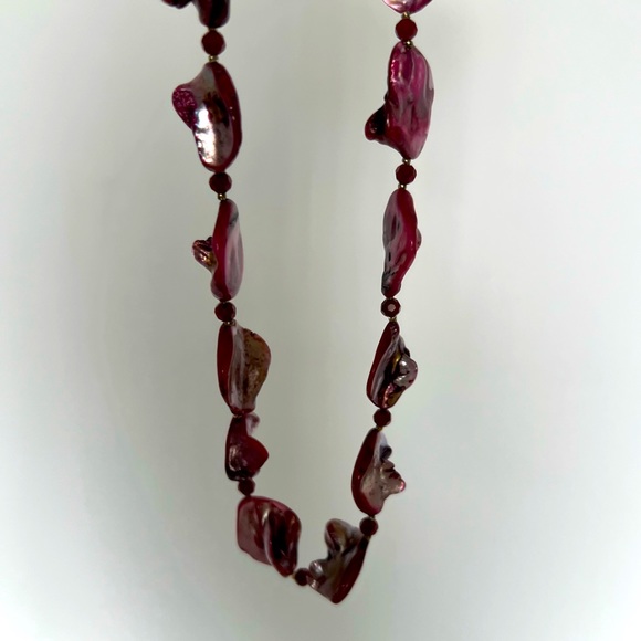 Vintage handcrafted mother of pearl necklace - Picture 4 of 5